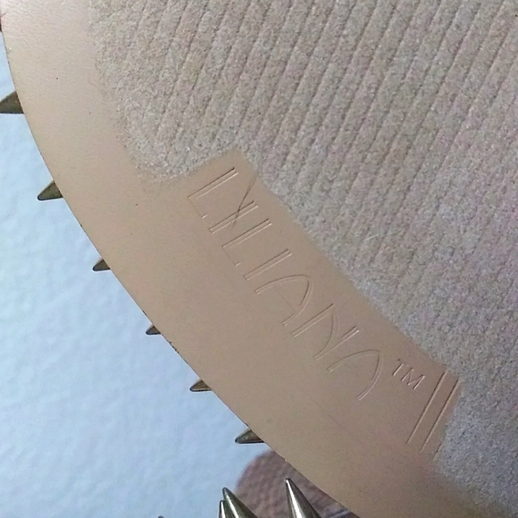 NWOB Liliana Steampunk Faux Snake Gold Spike Zip Ankle Boots. 7.5M - Picture 10 of 10